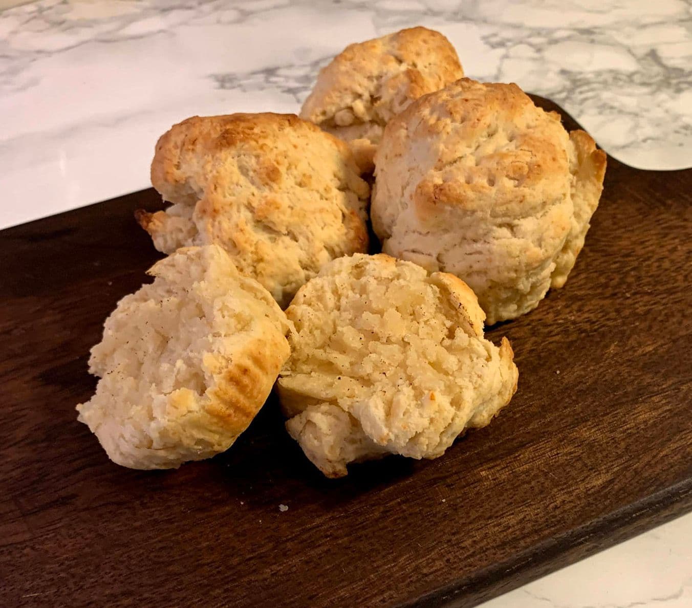 scones i hög