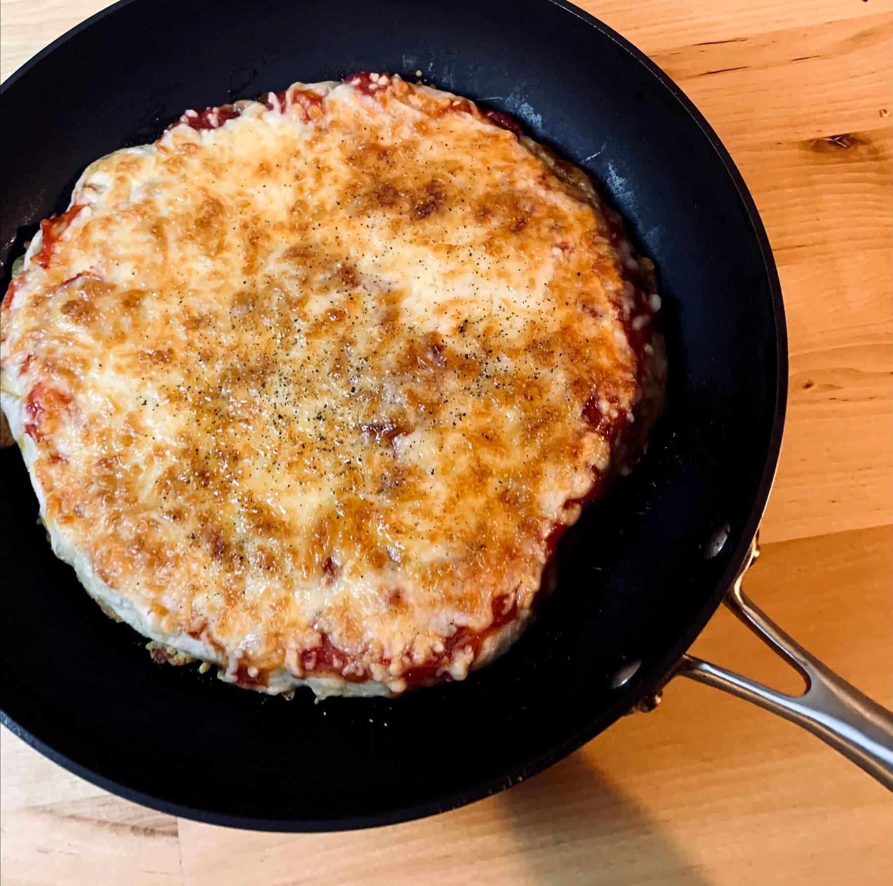 Pizza i stekpanna