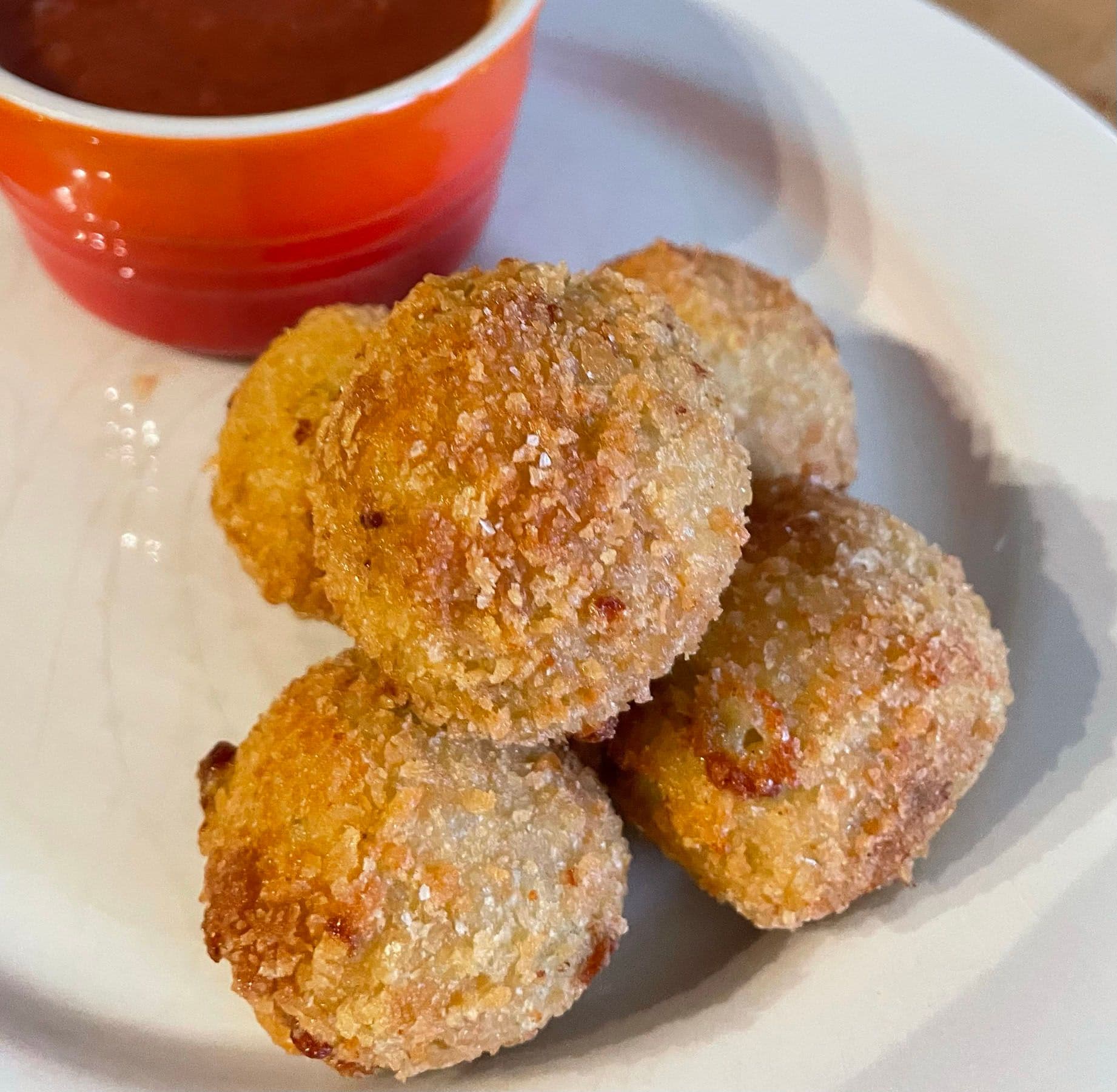 Arancini på fat